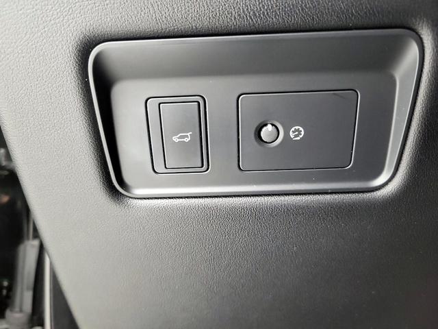 Photo of 2022 Black Land Rover Range Rover Sport