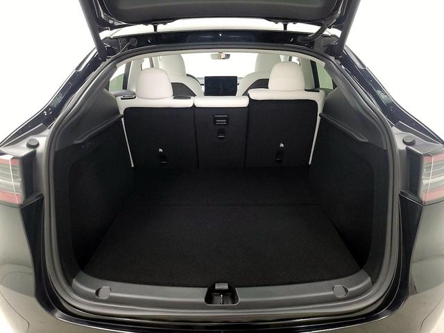 Photo of 2025 Black Tesla Model Y