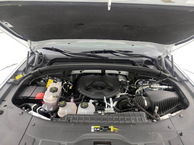 Photo of 2023 White Jeep Grand Cherokee 4xe