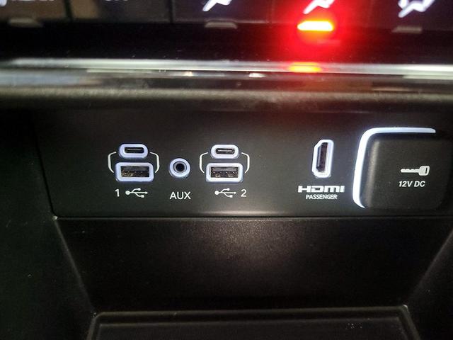 Photo of 2023 White Jeep Grand Cherokee 4xe