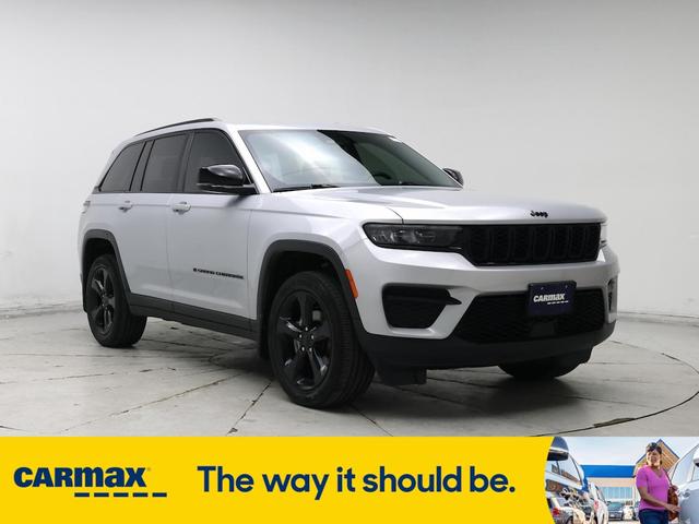 2022 Jeep Grand Cherokee