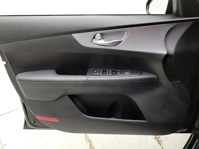 Photo of 2023 Black Kia Forte