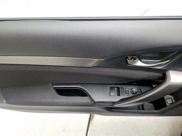 Photo of 2020 Black Honda Civic