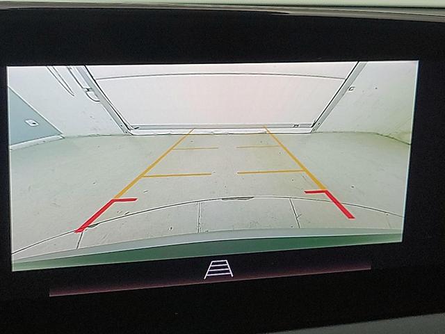 Photo of 2024 White Buick Envista