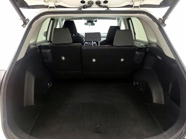 Photo of 2021 White Toyota RAV4