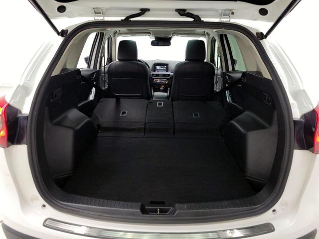 Photo of 2016 White Mazda CX-5