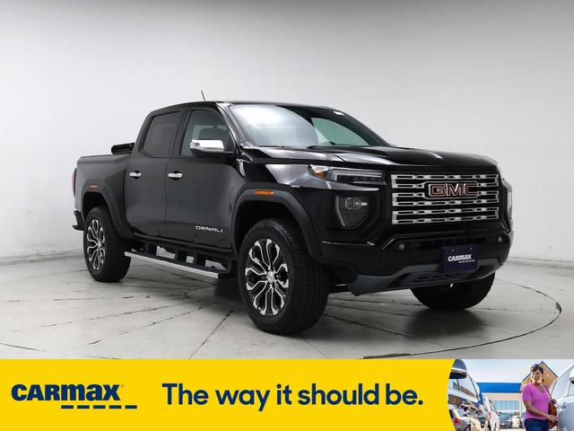 Photo of 2023 Black GMC Canyon