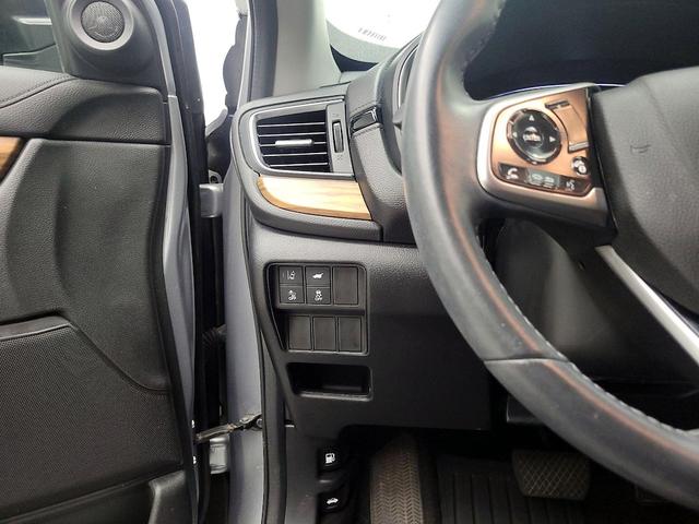 Photo of 2021 Silver Honda CR-V
