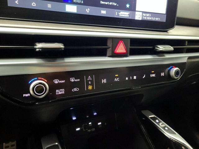 Photo of 2024 Green Kia Sorento