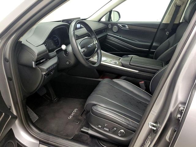 Photo of 2021 Silver Genesis GV80
