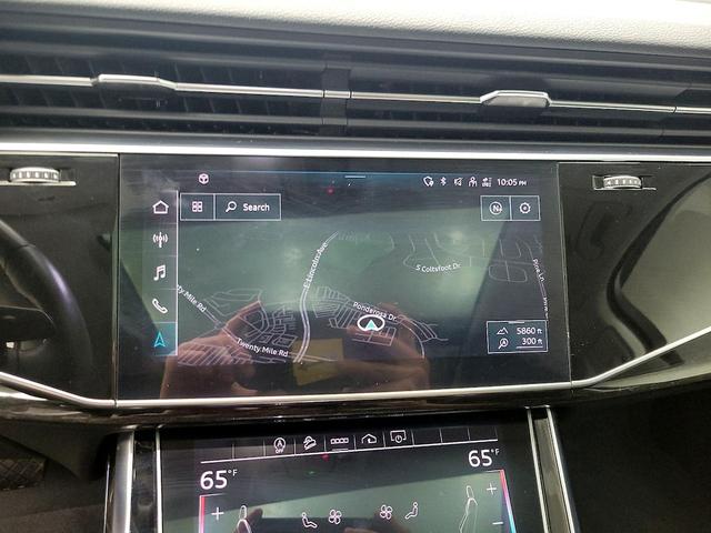 Photo of 2022 Black Audi Q7