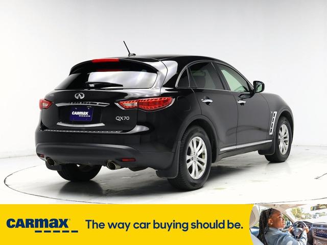 Photo of 2014 Black INFINITI QX70