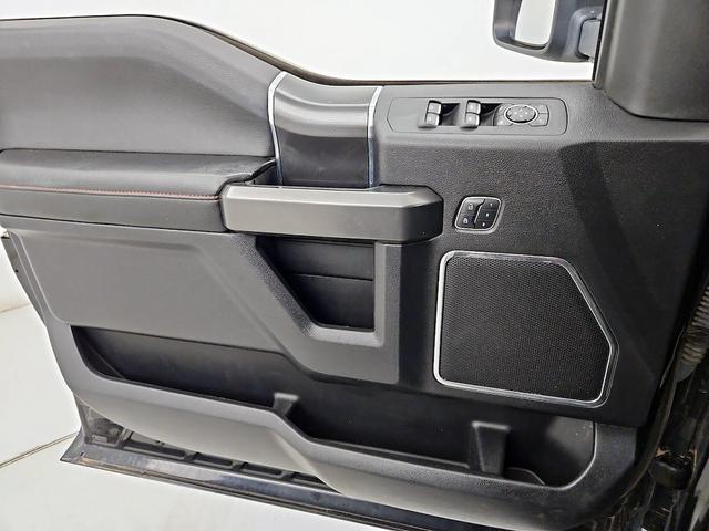 Photo of 2016 Black Ford F-150