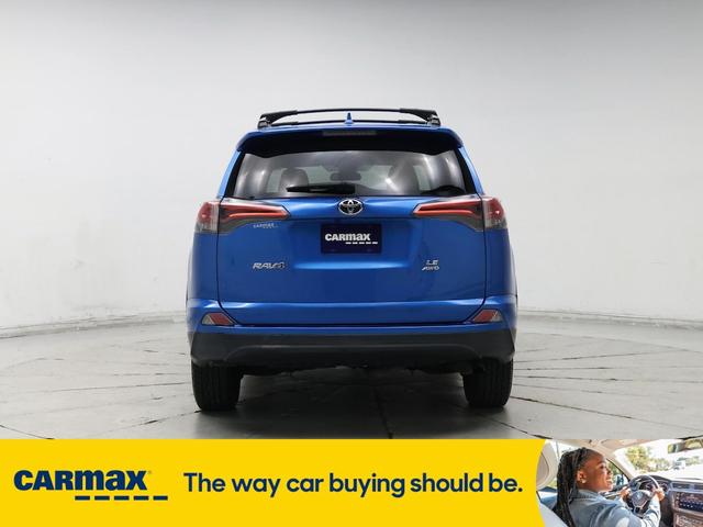 Photo of 2017 Blue Toyota RAV4