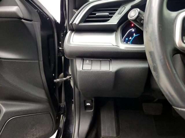 Photo of 2016 Black Honda Civic