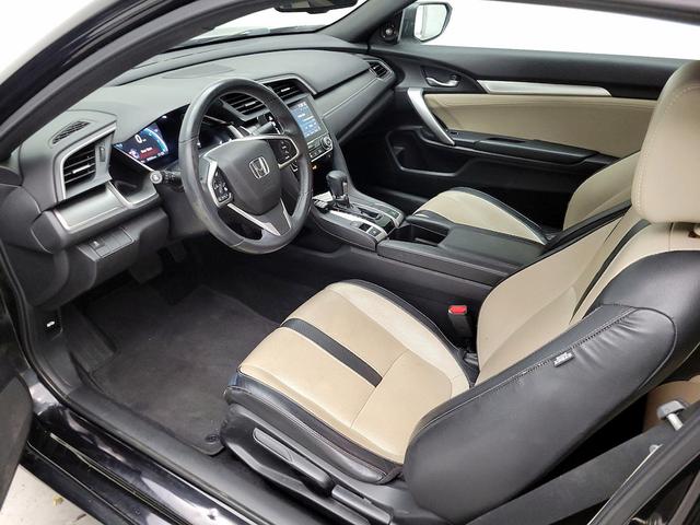 Photo of 2016 Black Honda Civic