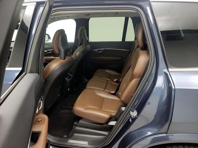 Photo of 2020 Blue Volvo XC90