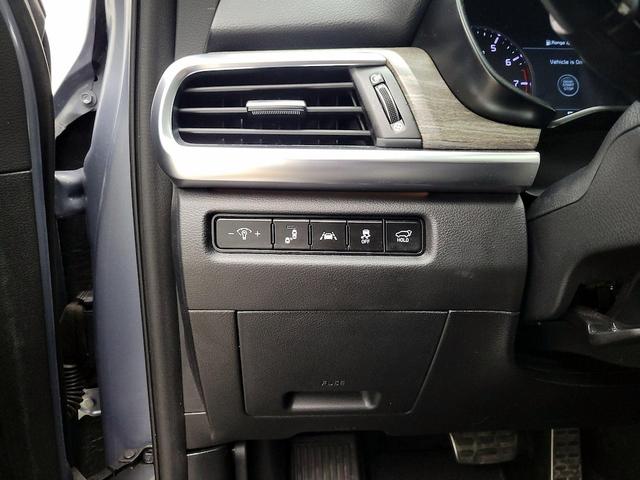 Photo of 2020 Gray Kia Telluride