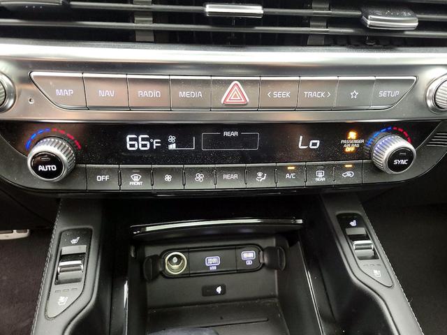 Photo of 2020 Gray Kia Telluride