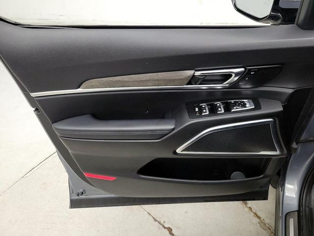 Photo of 2020 Gray Kia Telluride