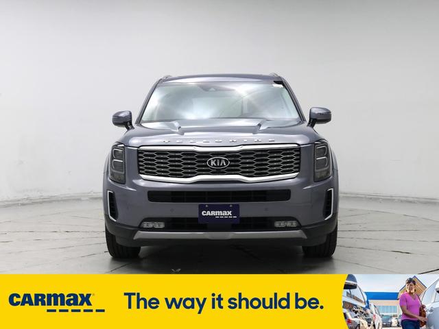 Photo of 2020 Gray Kia Telluride