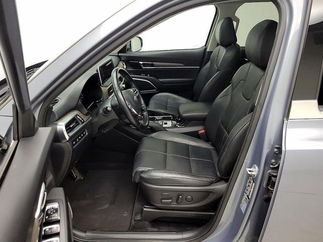 Photo of 2020 Gray Kia Telluride