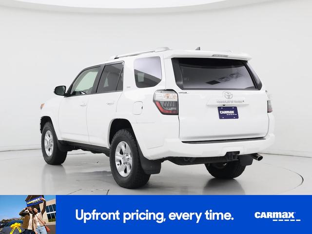 Photo of 2017 White Toyota 4Runner