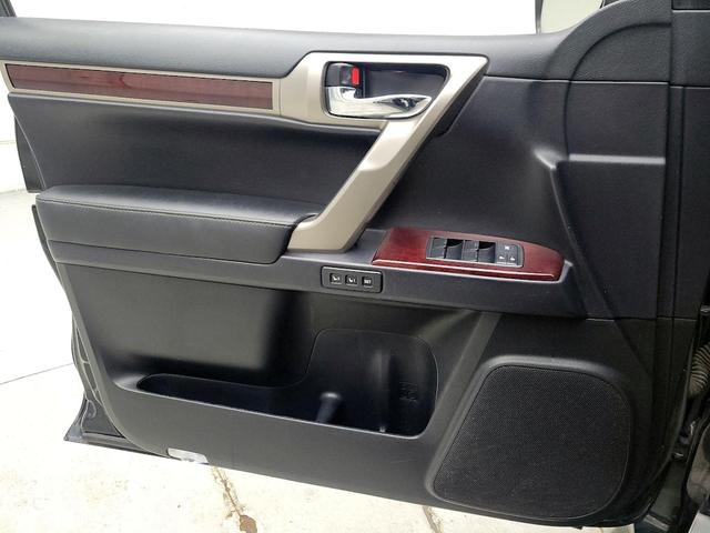 Photo of 2017 Black Lexus GX 460