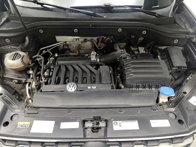 Photo of 2018 Gray Volkswagen Atlas