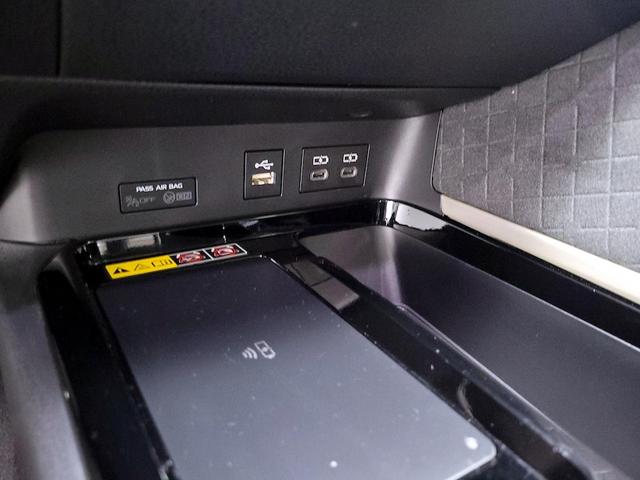 Photo of 2025 Black Toyota Camry