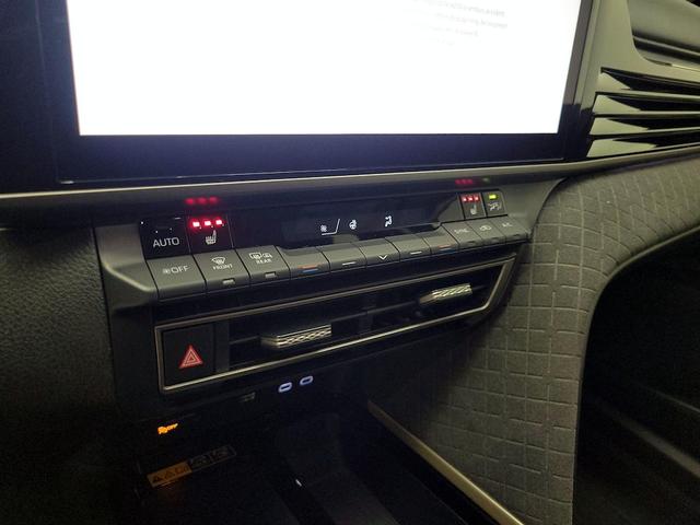 Photo of 2025 Black Toyota Camry