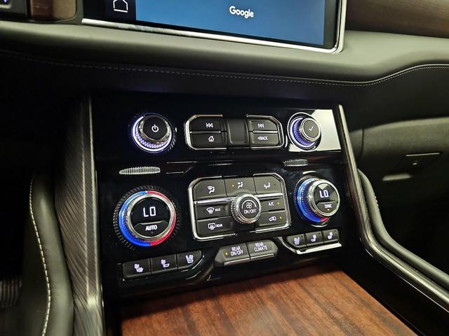 Photo of 2023 Black GMC Yukon