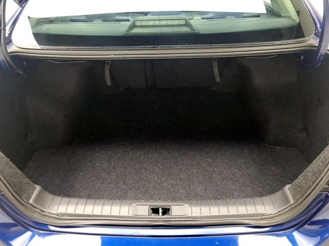 Photo of 2016 Blue Nissan Altima