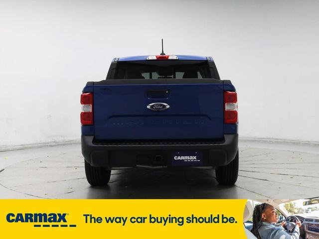 Photo of 2024 Blue Ford Maverick