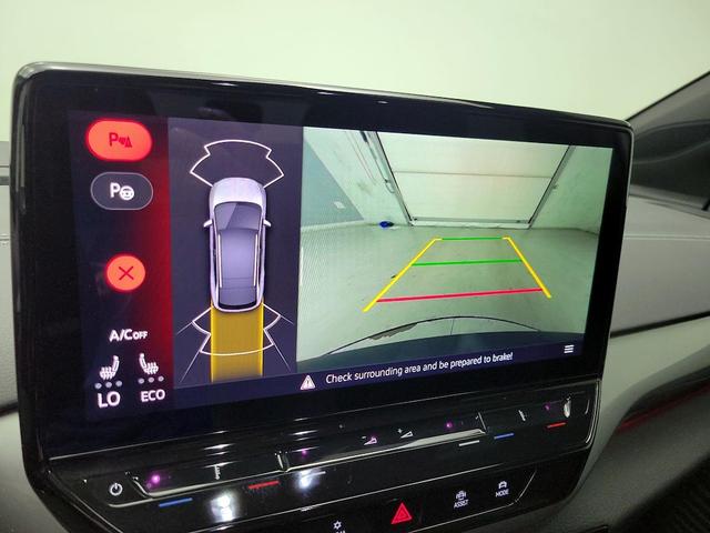 Photo of 2023 Gray Volkswagen ID.4