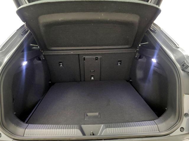 Photo of 2023 Gray Volkswagen ID.4