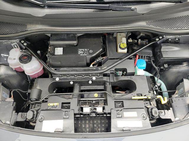 Photo of 2023 Gray Volkswagen ID.4