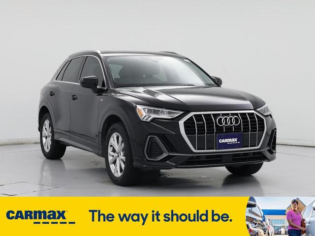 2022 Audi Q3