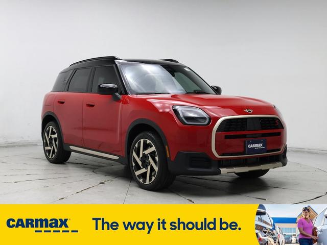 Photo of 2025 Red MINI Countryman