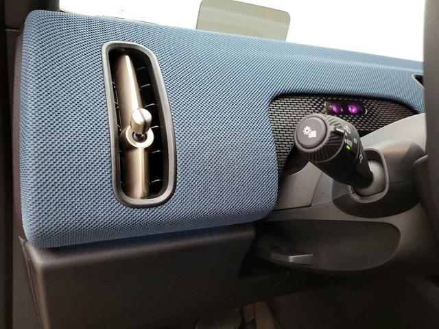 Photo of 2025 Red MINI Countryman