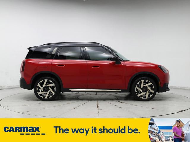 Photo of 2025 Red MINI Countryman
