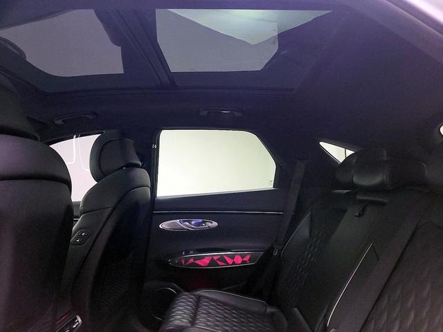 Photo of 2022 Silver Genesis GV70