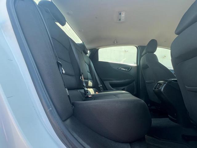 Photo of 2021 Summit White Chevrolet Malibu