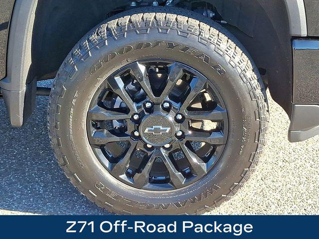 Photo of 2025 Black Chevrolet Silverado 2500