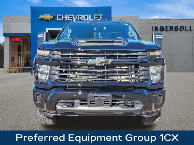Photo of 2025 Black Chevrolet Silverado 2500