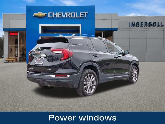 Photo of 2024 Ebony Twilight Metallic GMC Terrain