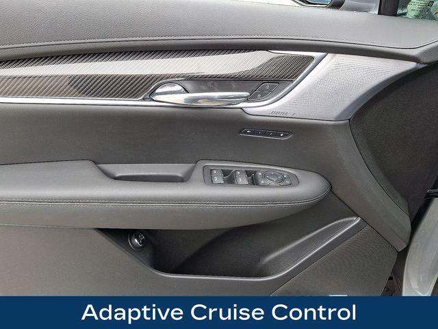 Photo of 2025 Argent Silver Metallic Cadillac XT6