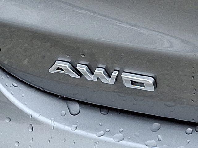 Photo of 2025 Argent Silver Metallic Cadillac XT6