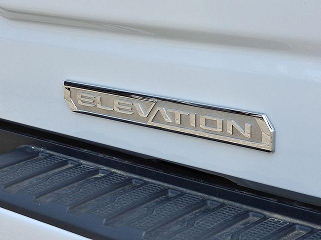 Photo of 2022 Summit White GMC Sierra 1500