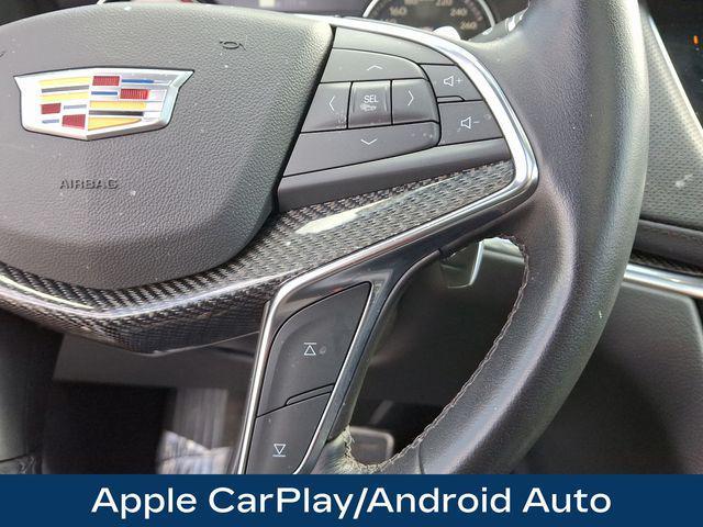 Photo of 2021 Stellar Black Metallic Cadillac XT5